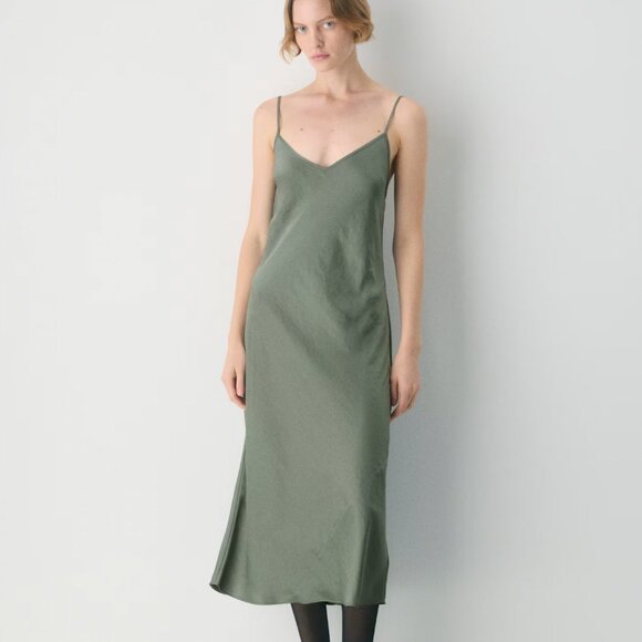 Wilfred Jan Dress - Picture 10 of 10